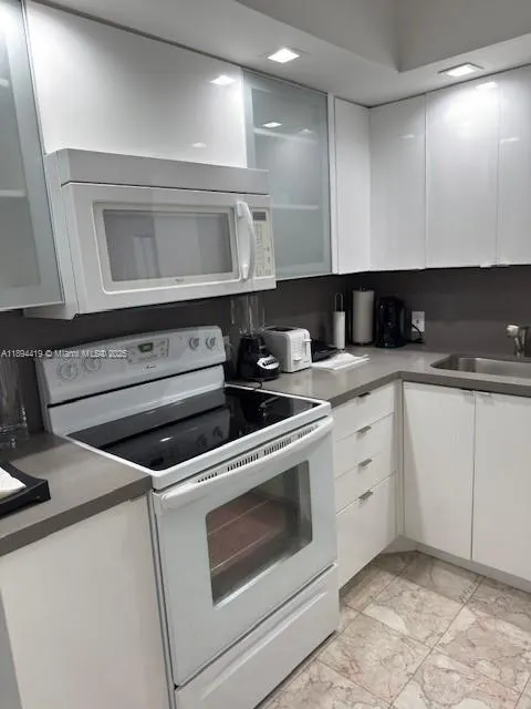 3625 N Country Club Dr, #2305