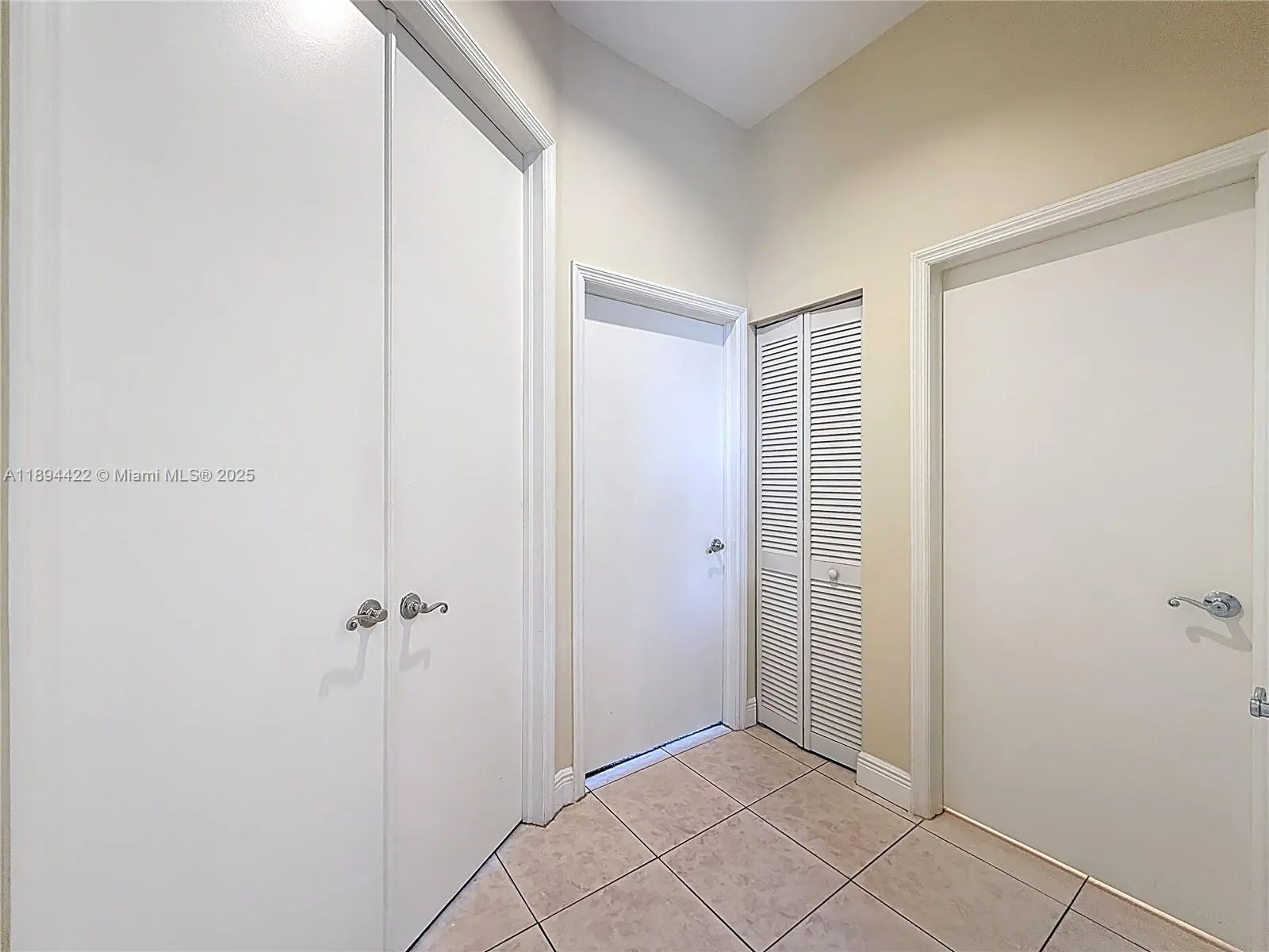 17330 Bermuda Village Dr
