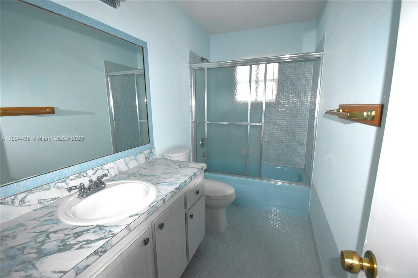 1301 Campaneli Dr