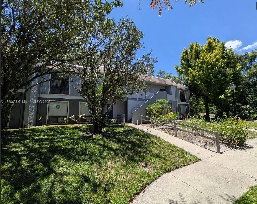 10 SHEOAH BLVD, #8