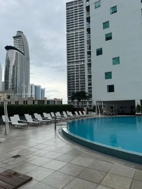 500 Brickell Ave, #1502