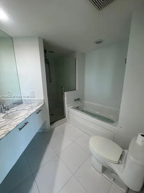 500 Brickell Ave, #1502
