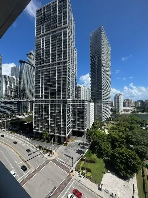 500 Brickell Ave, #1502
