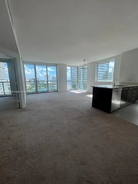 500 Brickell Ave, #1502