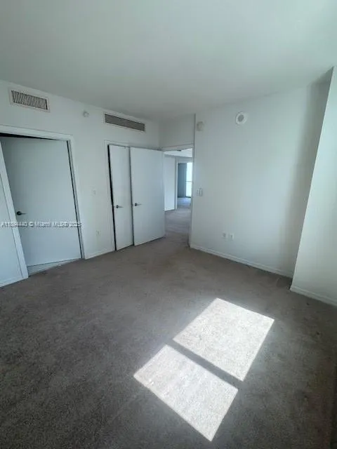 500 Brickell Ave, #1502