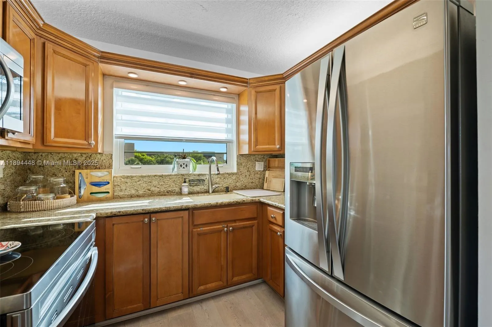900 Colony Point Cir, #414