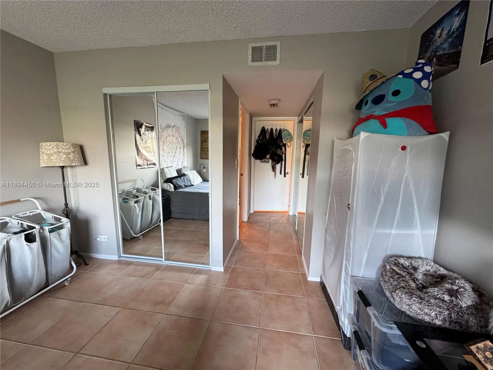 3650 Inverrary Dr, #3Y-G