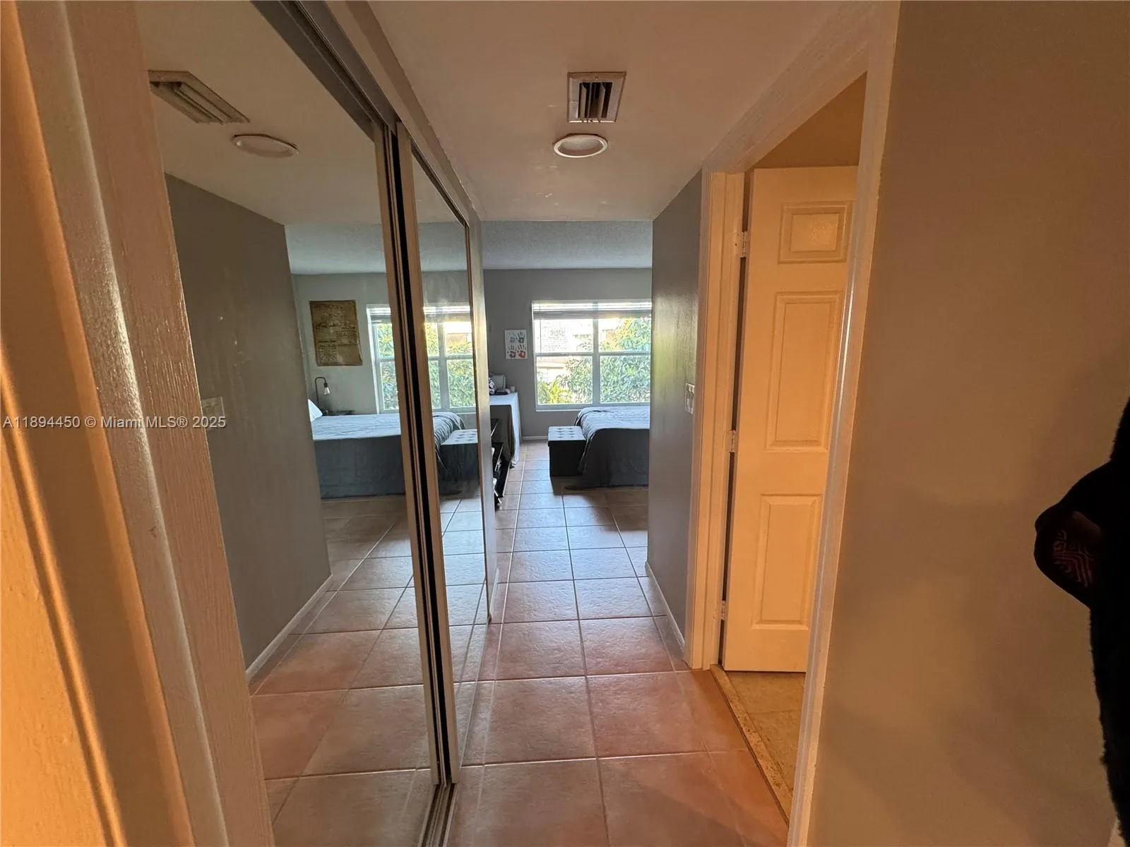 3650 Inverrary Dr, #3Y-G