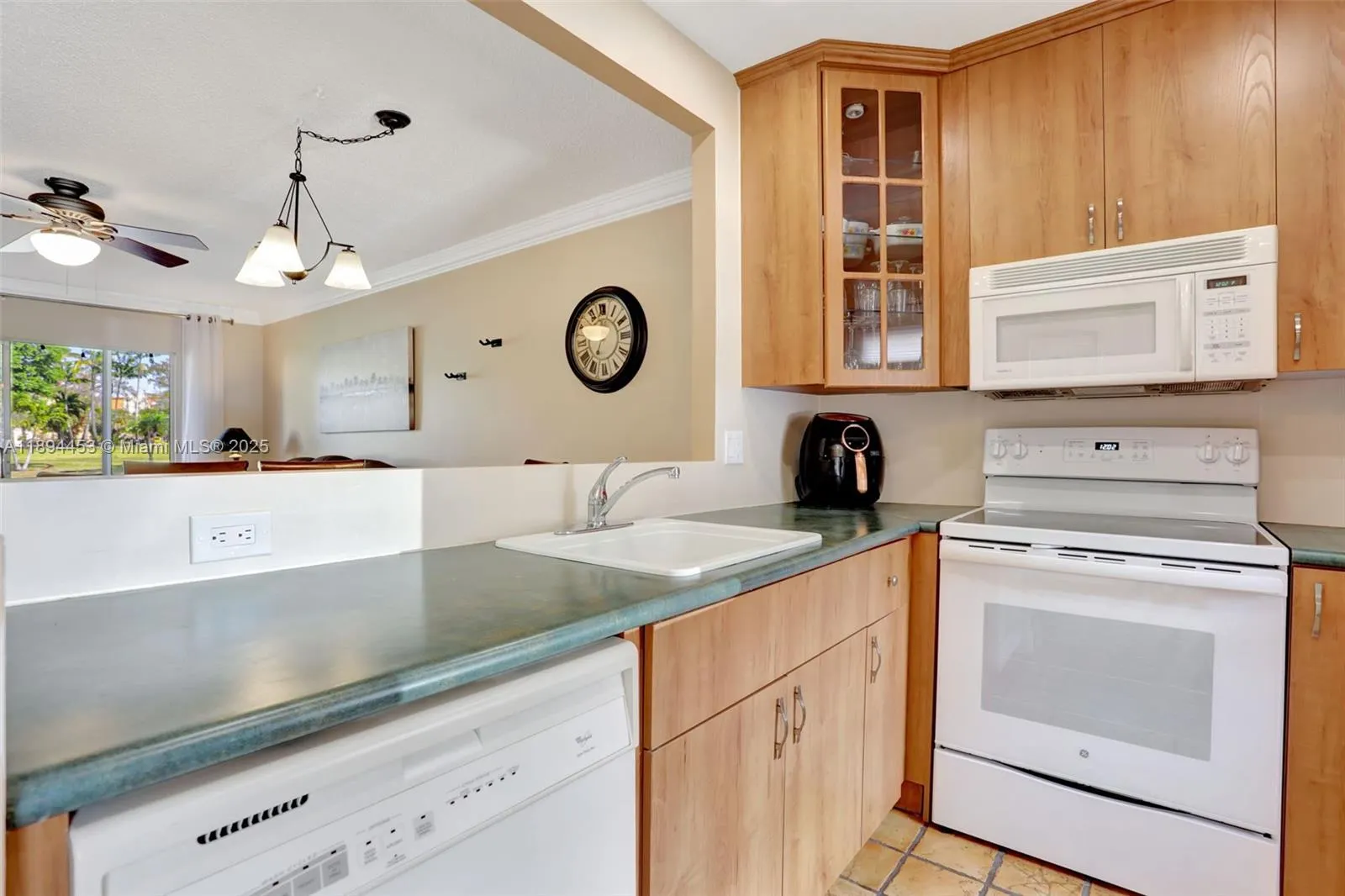 4311 NW 16th St, #B103