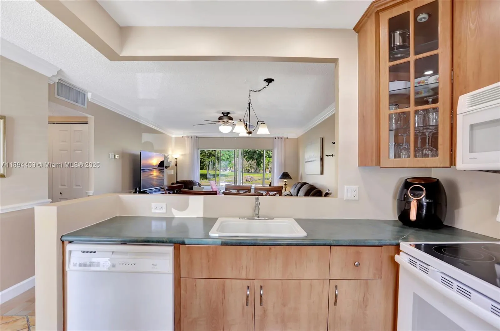 4311 NW 16th St, #B103
