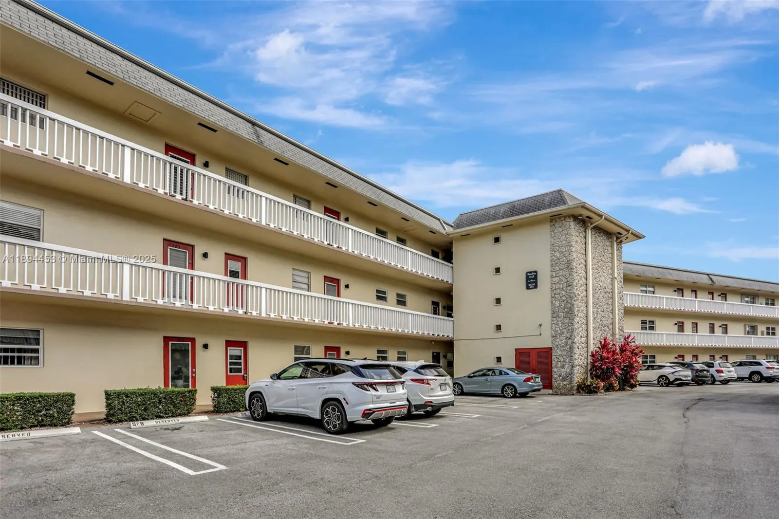 4311 NW 16th St, #B103