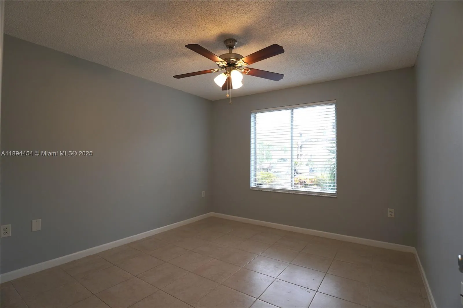7106 Glenmoor Dr, #7106