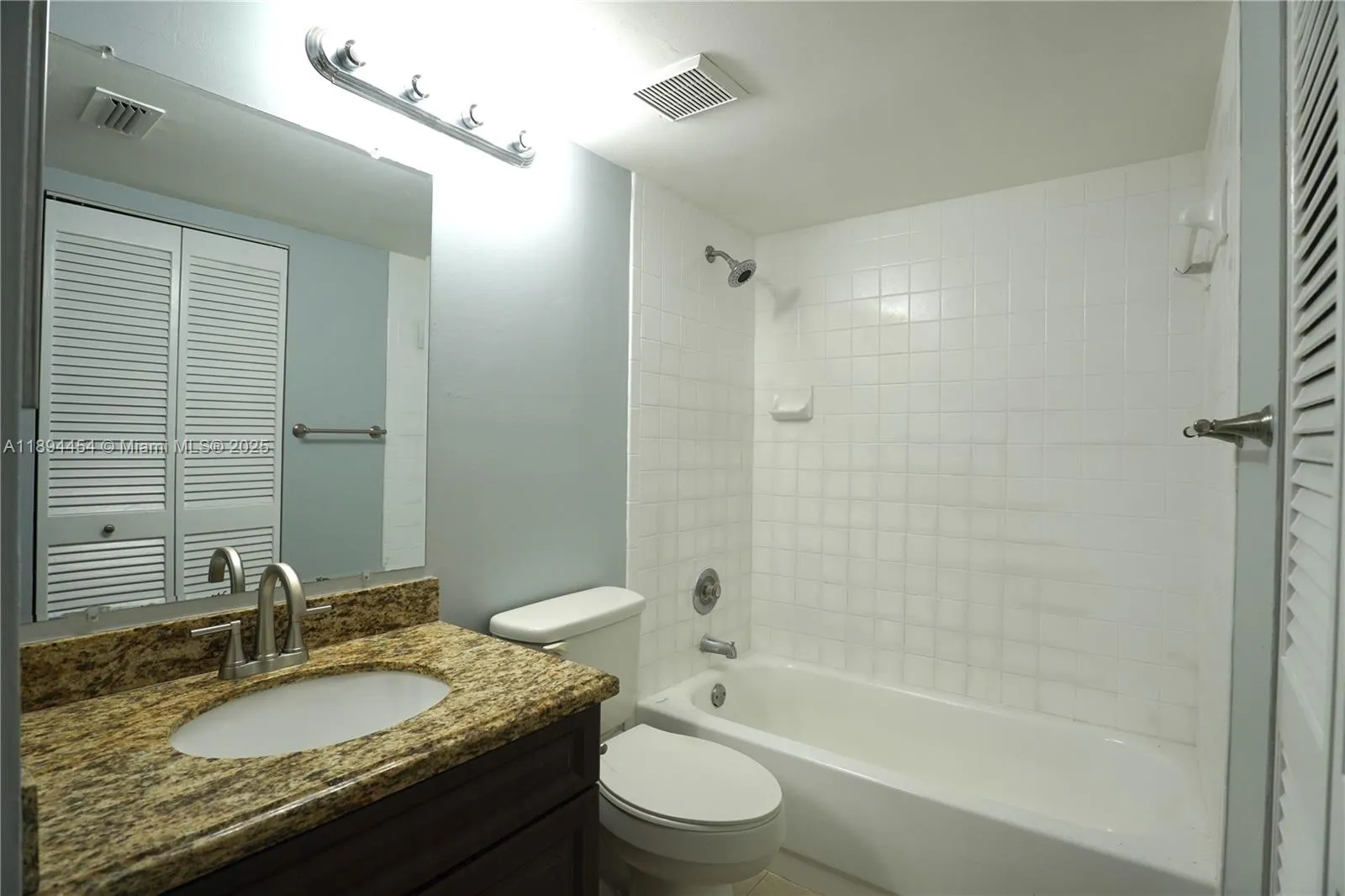 7106 Glenmoor Dr, #7106