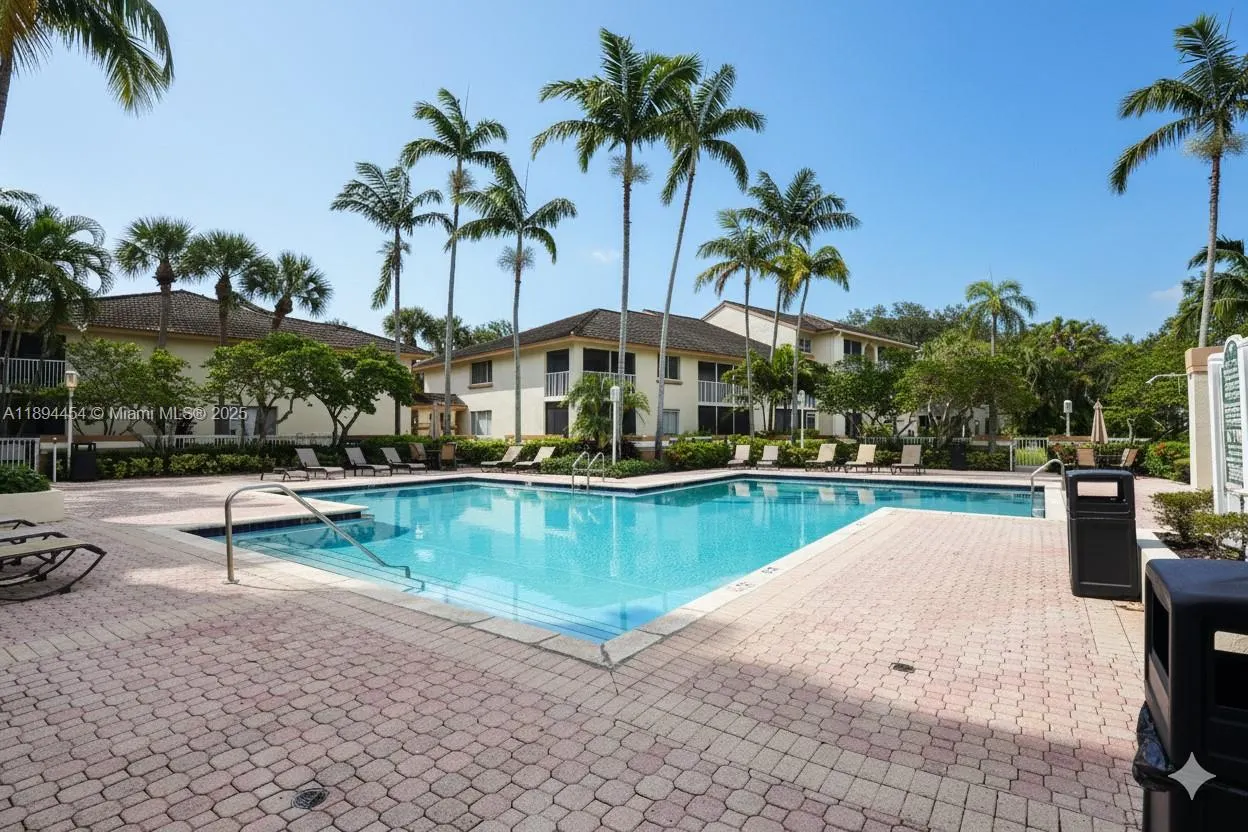 7106 Glenmoor Dr, #7106