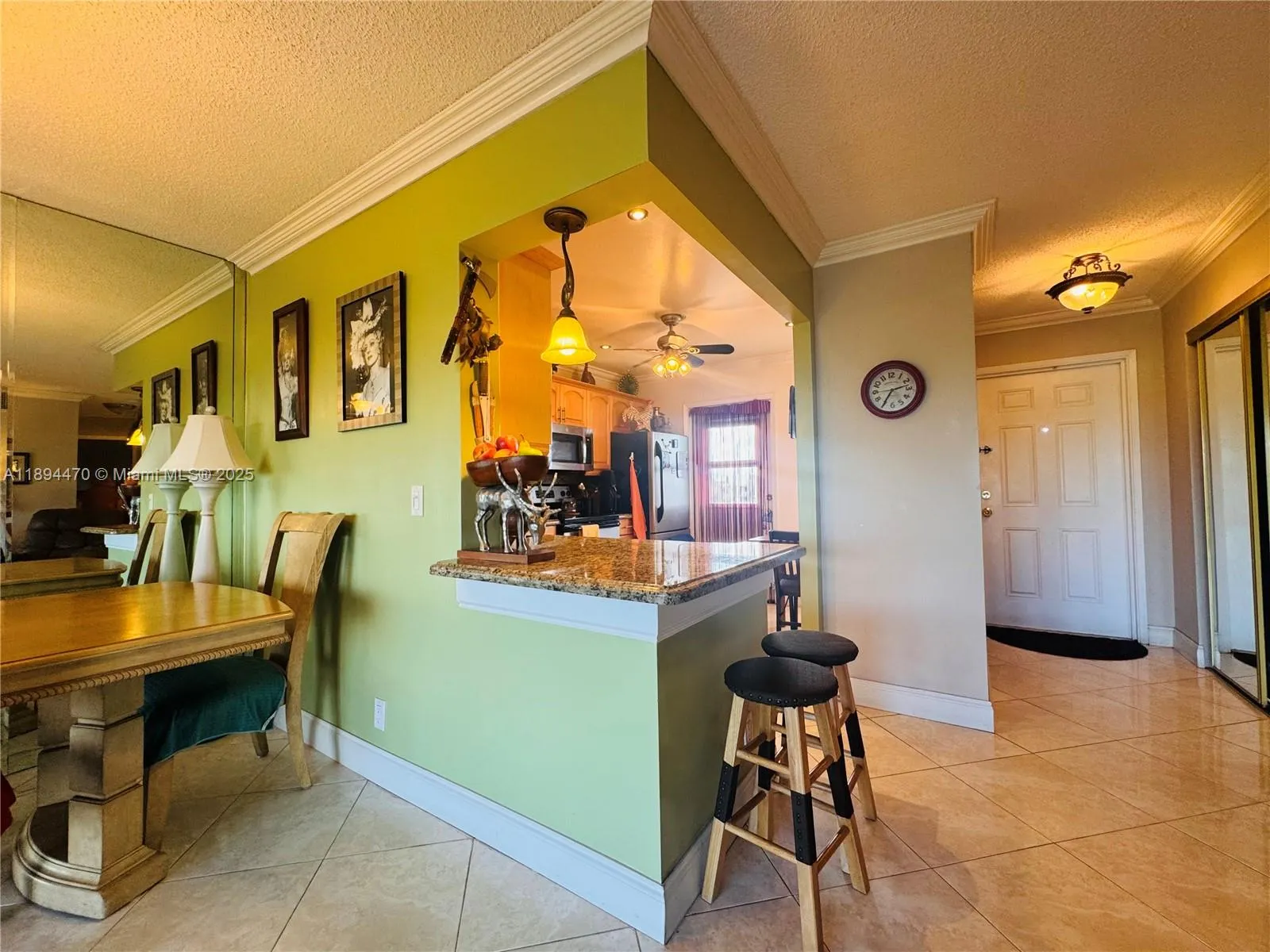 1000 NE 14th Ave, #703
