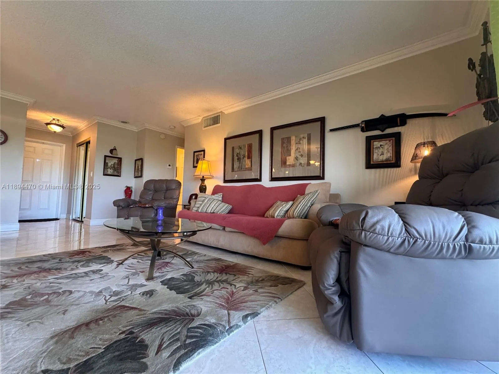 1000 NE 14th Ave, #703