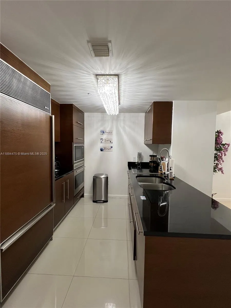 485 Brickell Ave, #4109