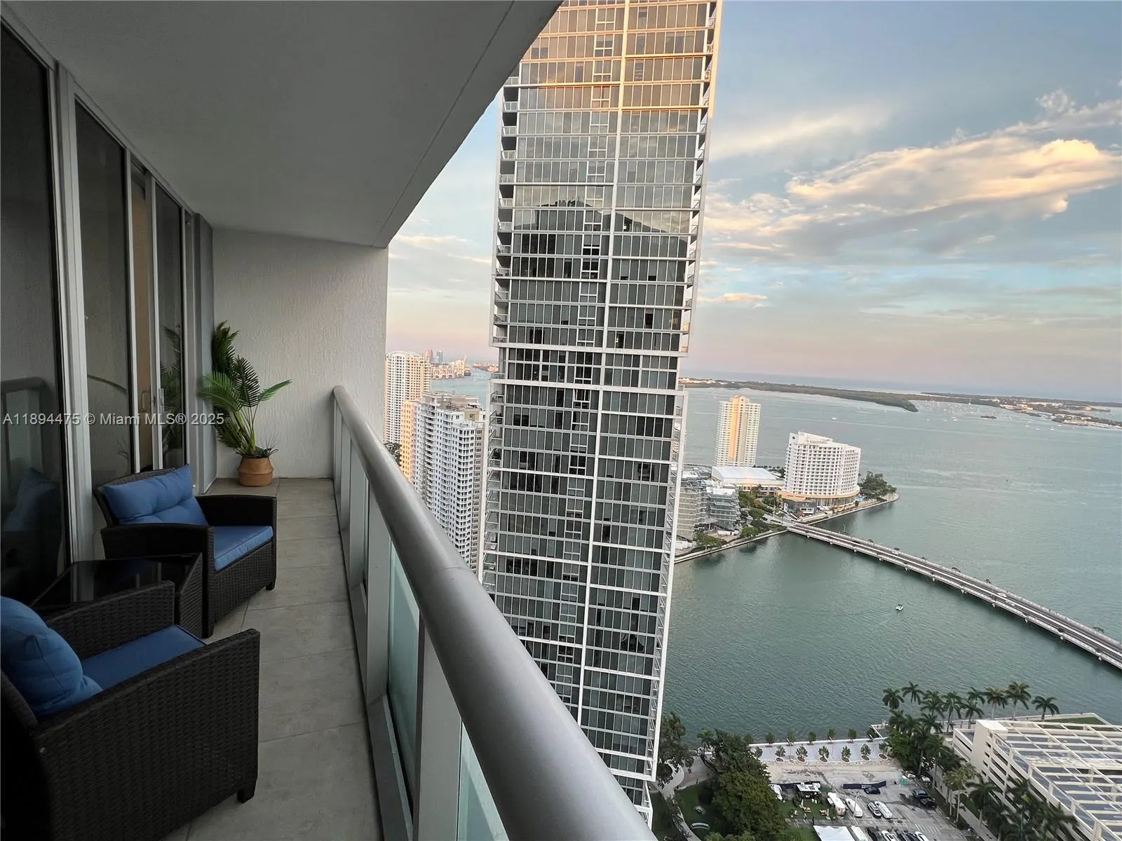 485 Brickell Ave, #4109