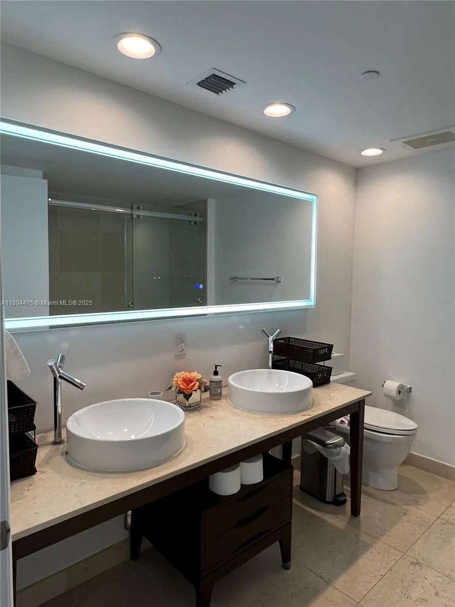 485 Brickell Ave, #4109