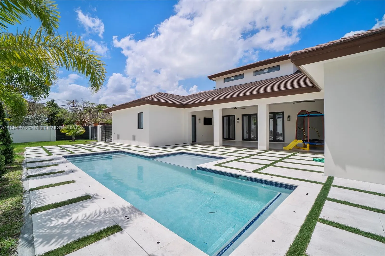 12250 SW 103rd Ter