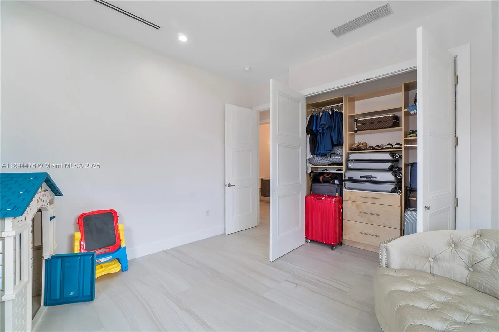 12250 SW 103rd Ter