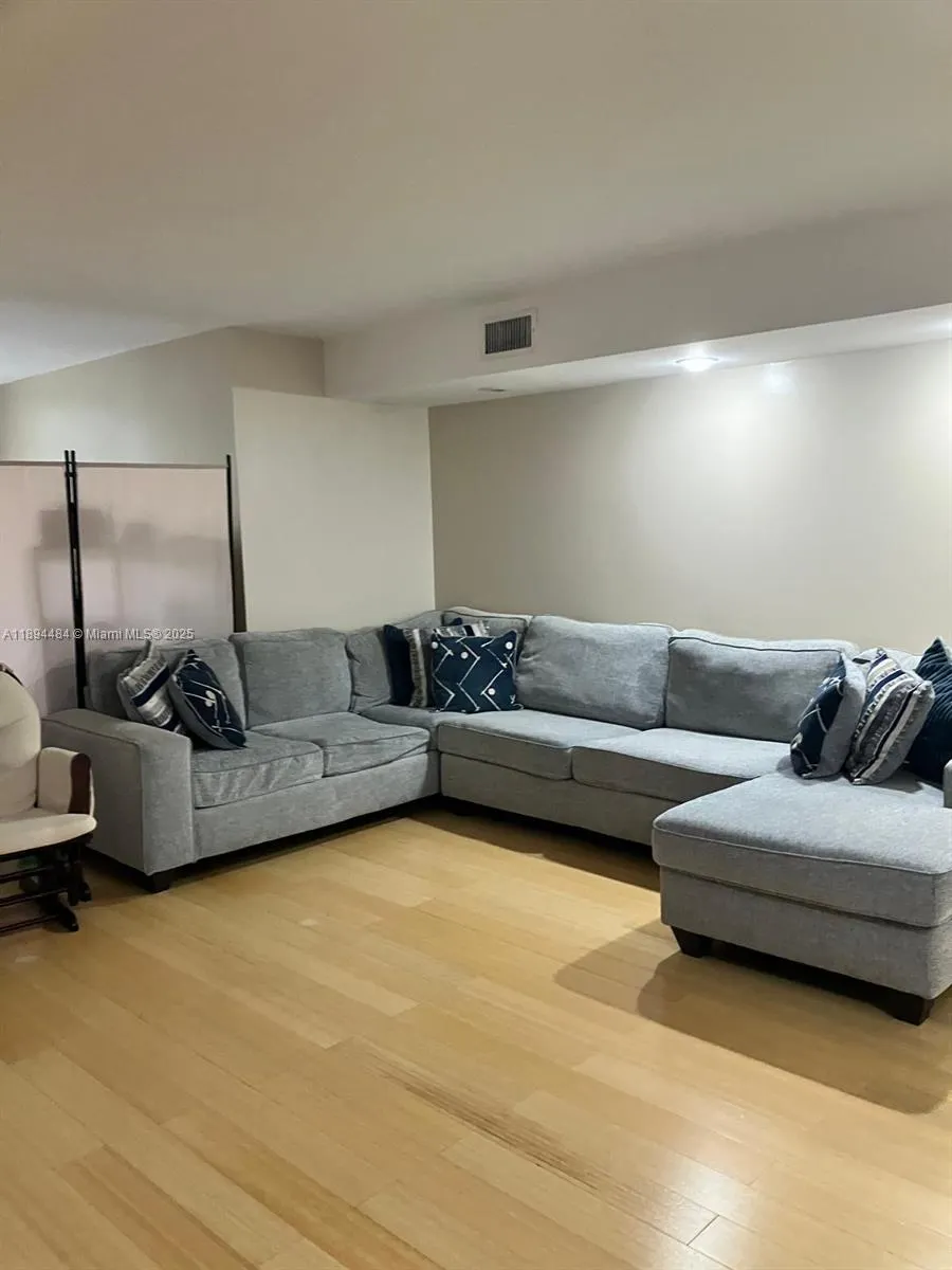 3100 NW 42nd Ave, #D401