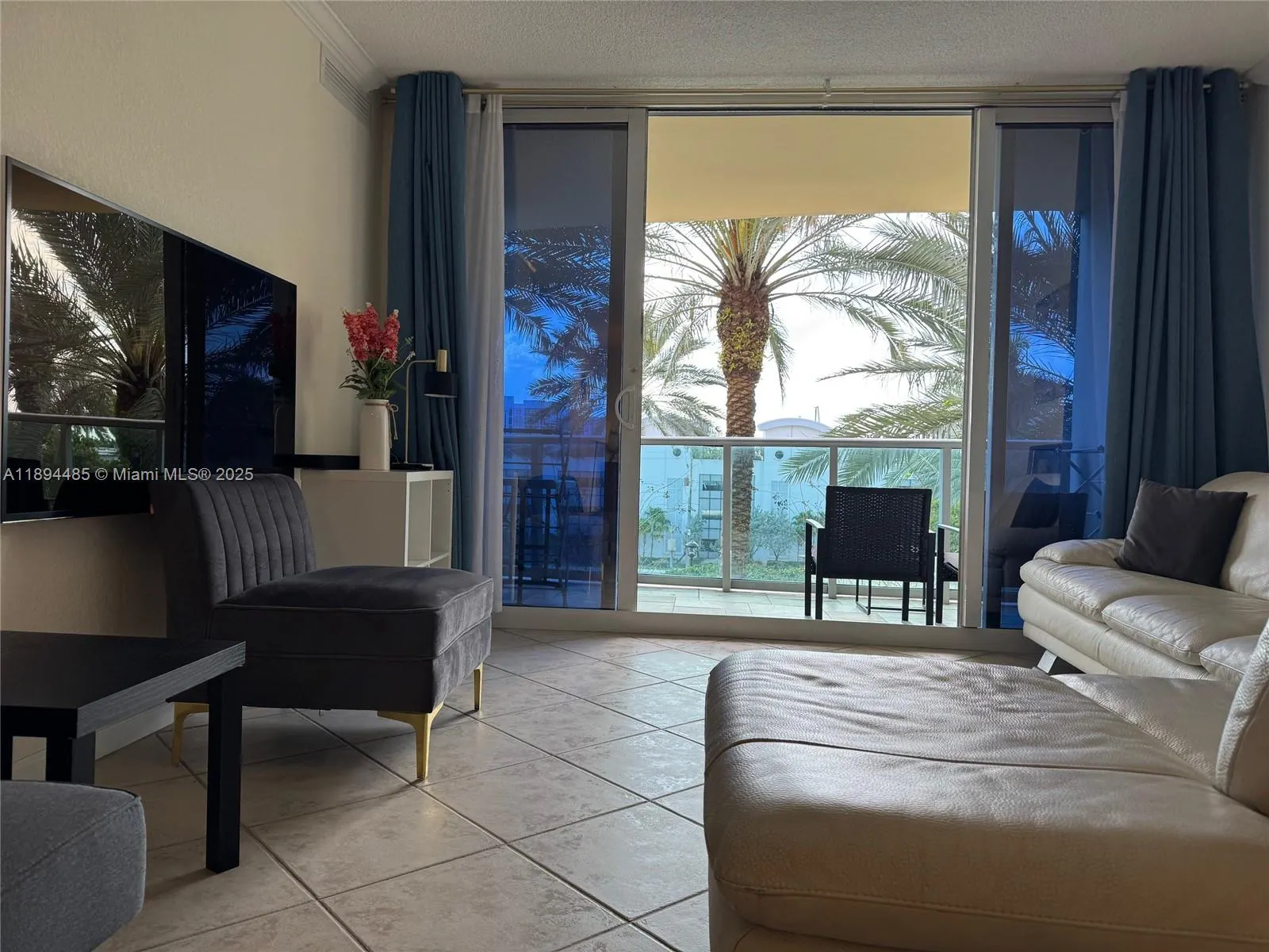 2501 S Ocean Dr, #328