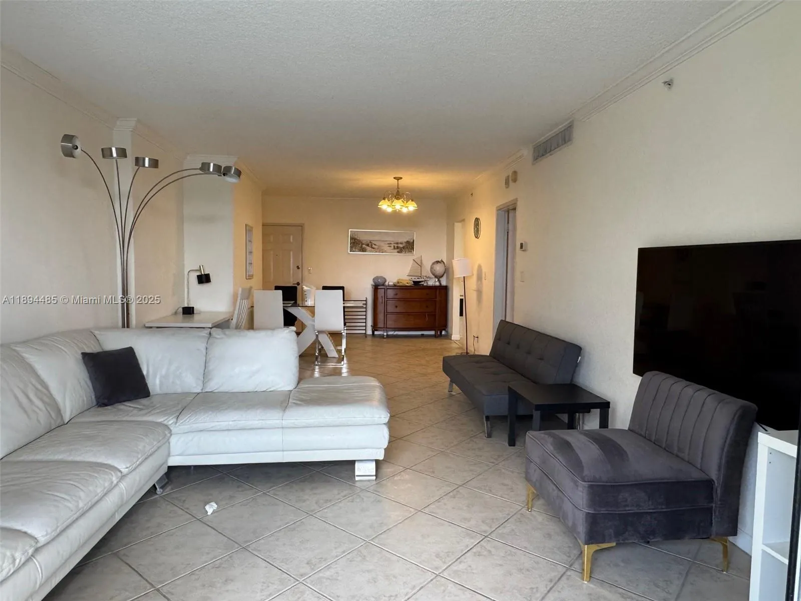 2501 S Ocean Dr, #328