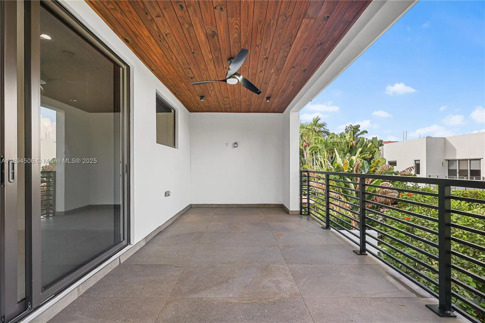 815 NE 17th Ter