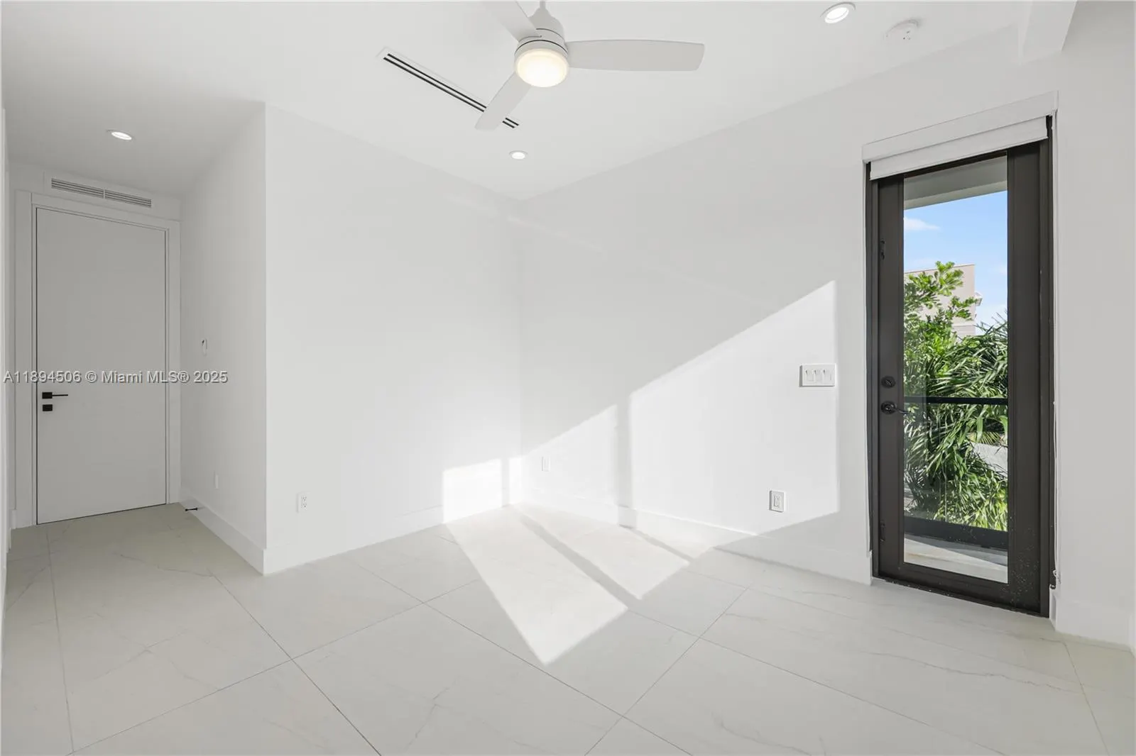 815 NE 17th Ter