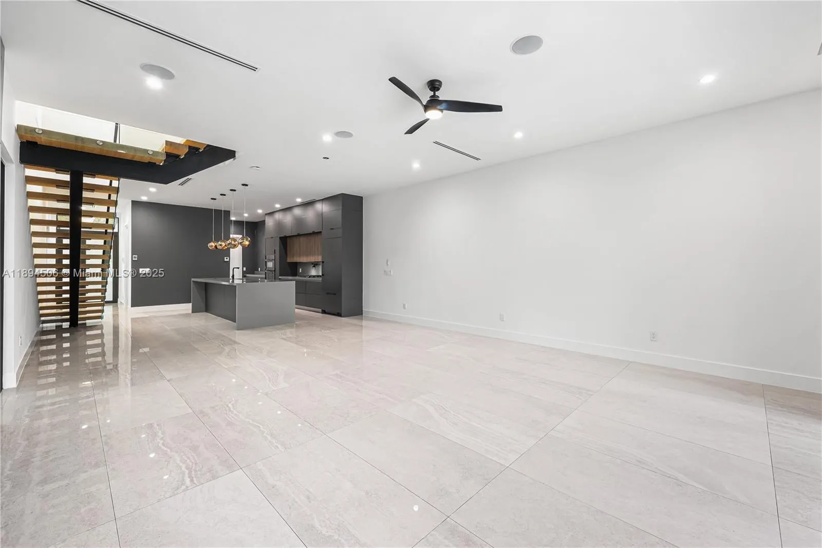 815 NE 17th Ter