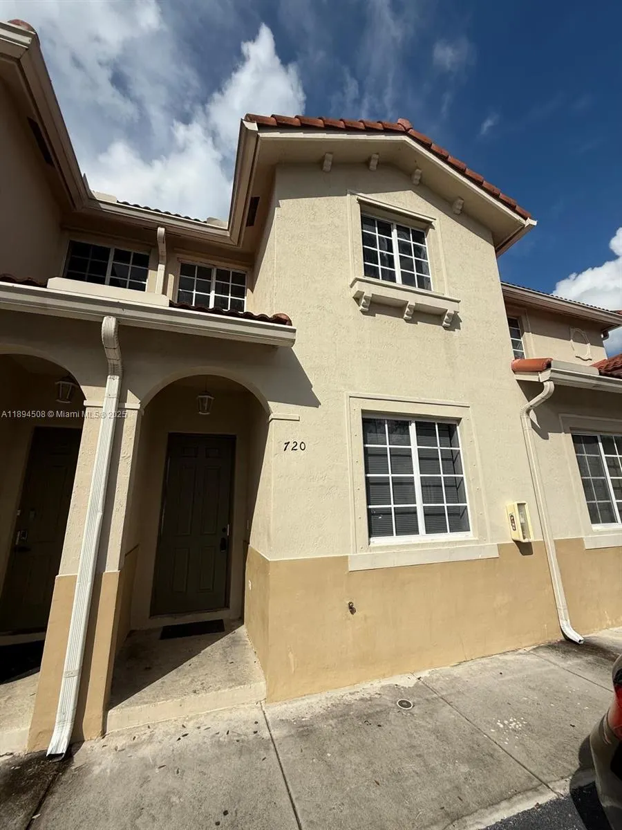 21209 NW 14th Pl, #7-20