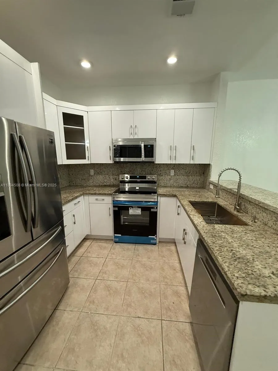 21209 NW 14th Pl, #7-20