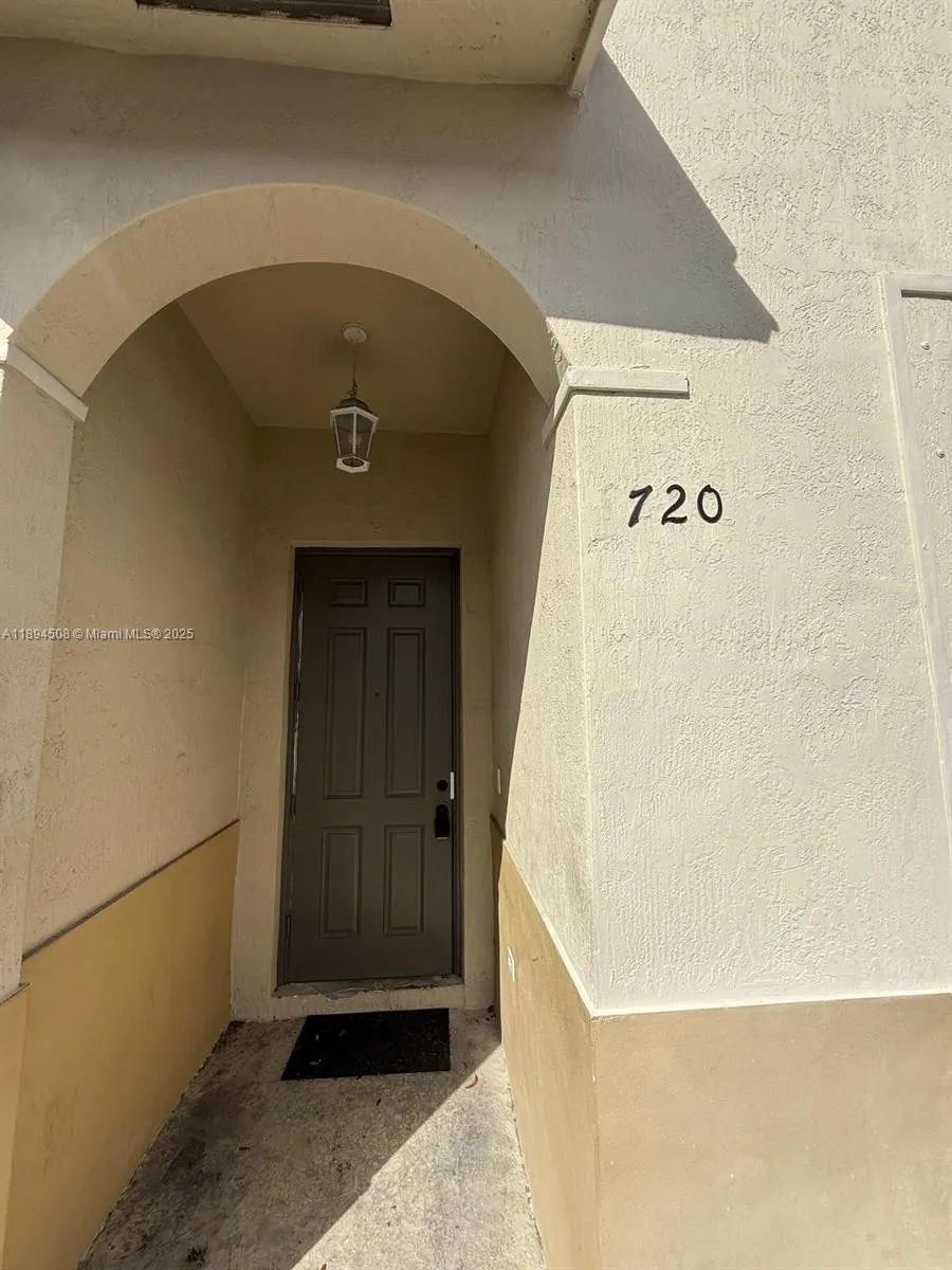 21209 NW 14th Pl, #7-20