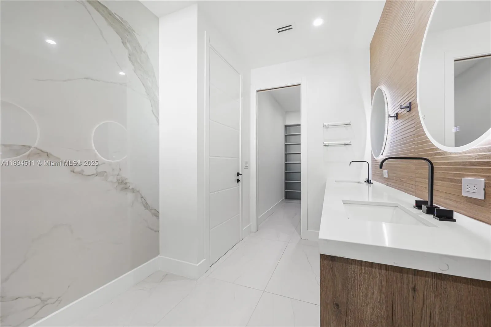 813 NE 17th Ter, #1