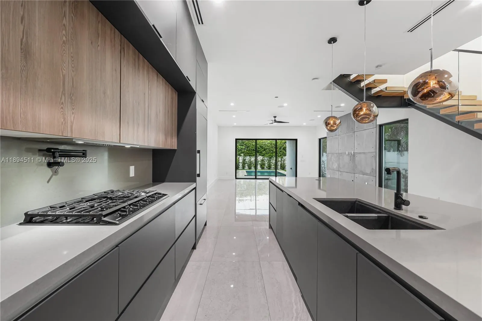 813 NE 17th Ter, #1