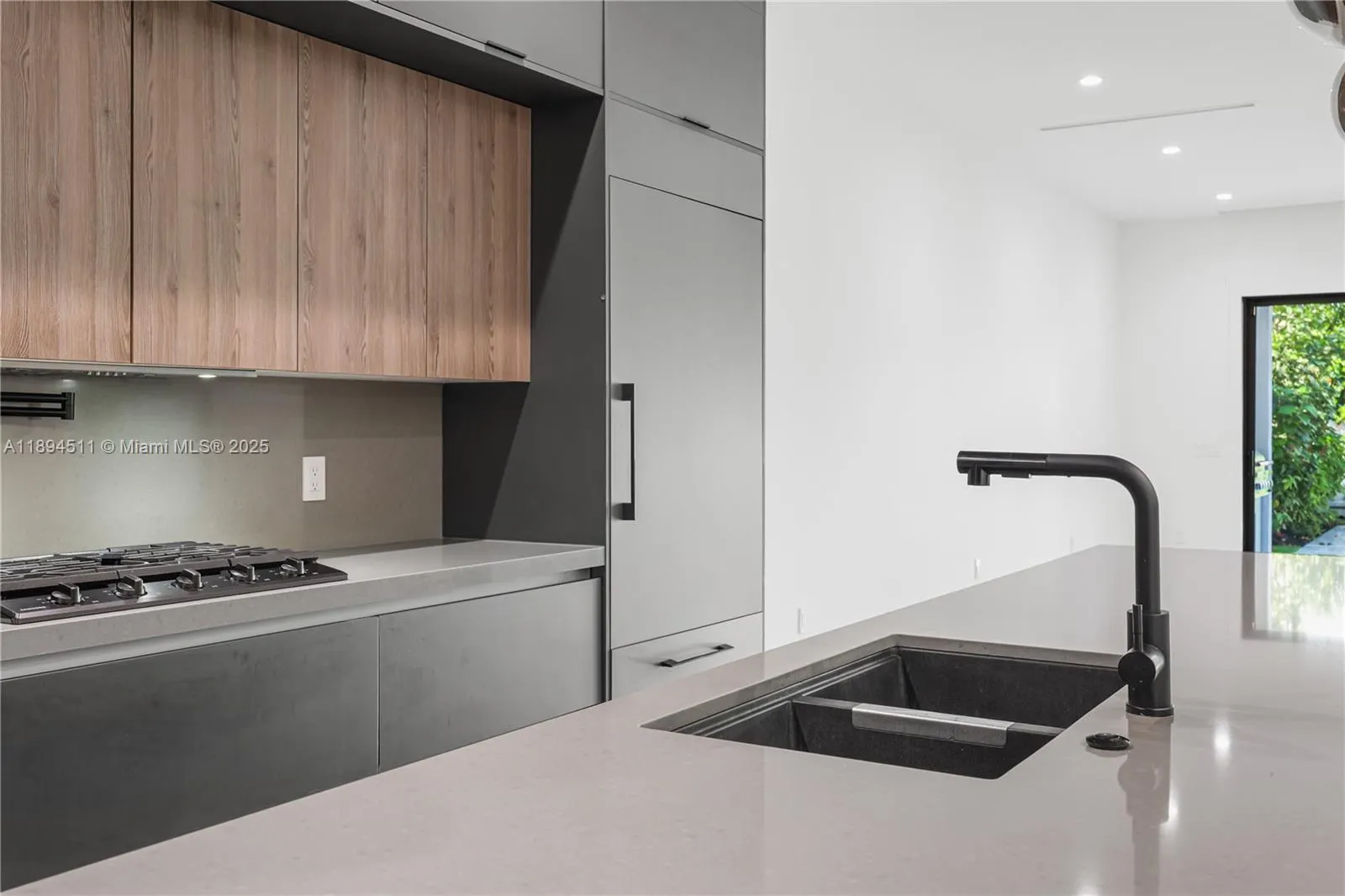 813 NE 17th Ter, #1