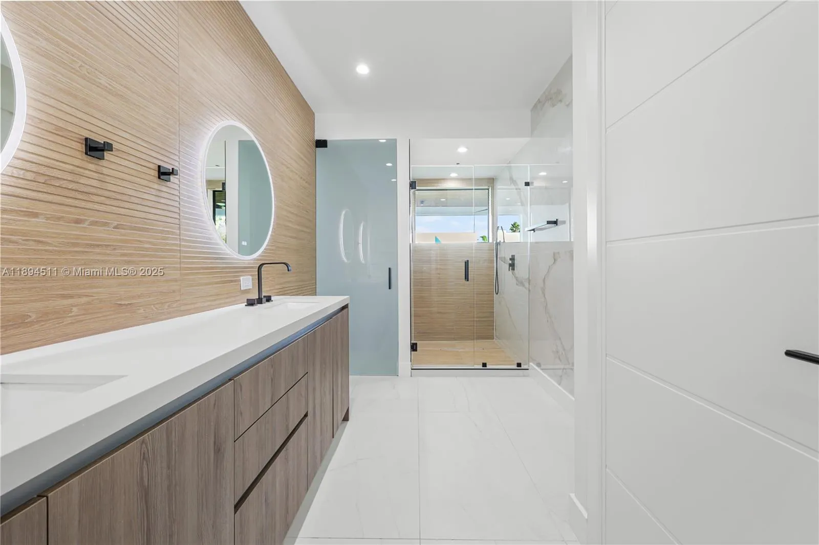 813 NE 17th Ter, #1