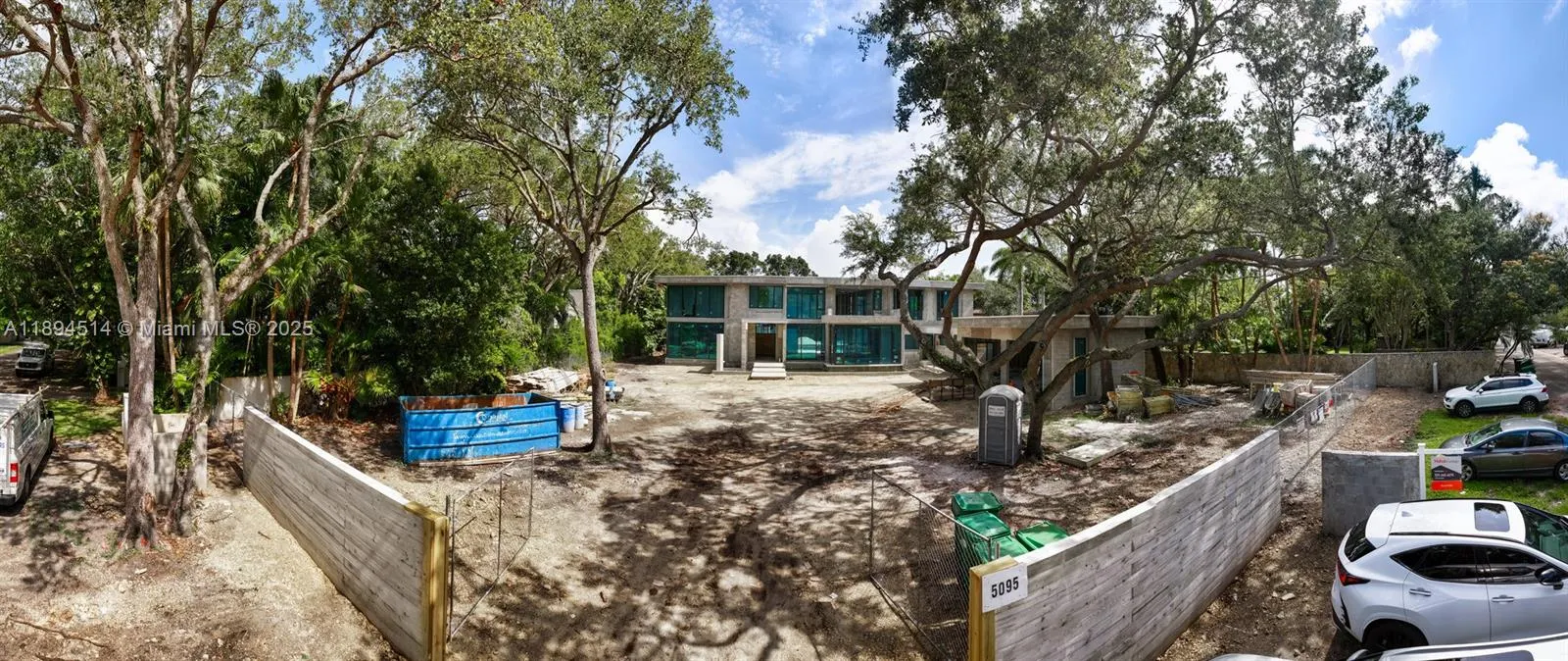 5095 SW 82nd St