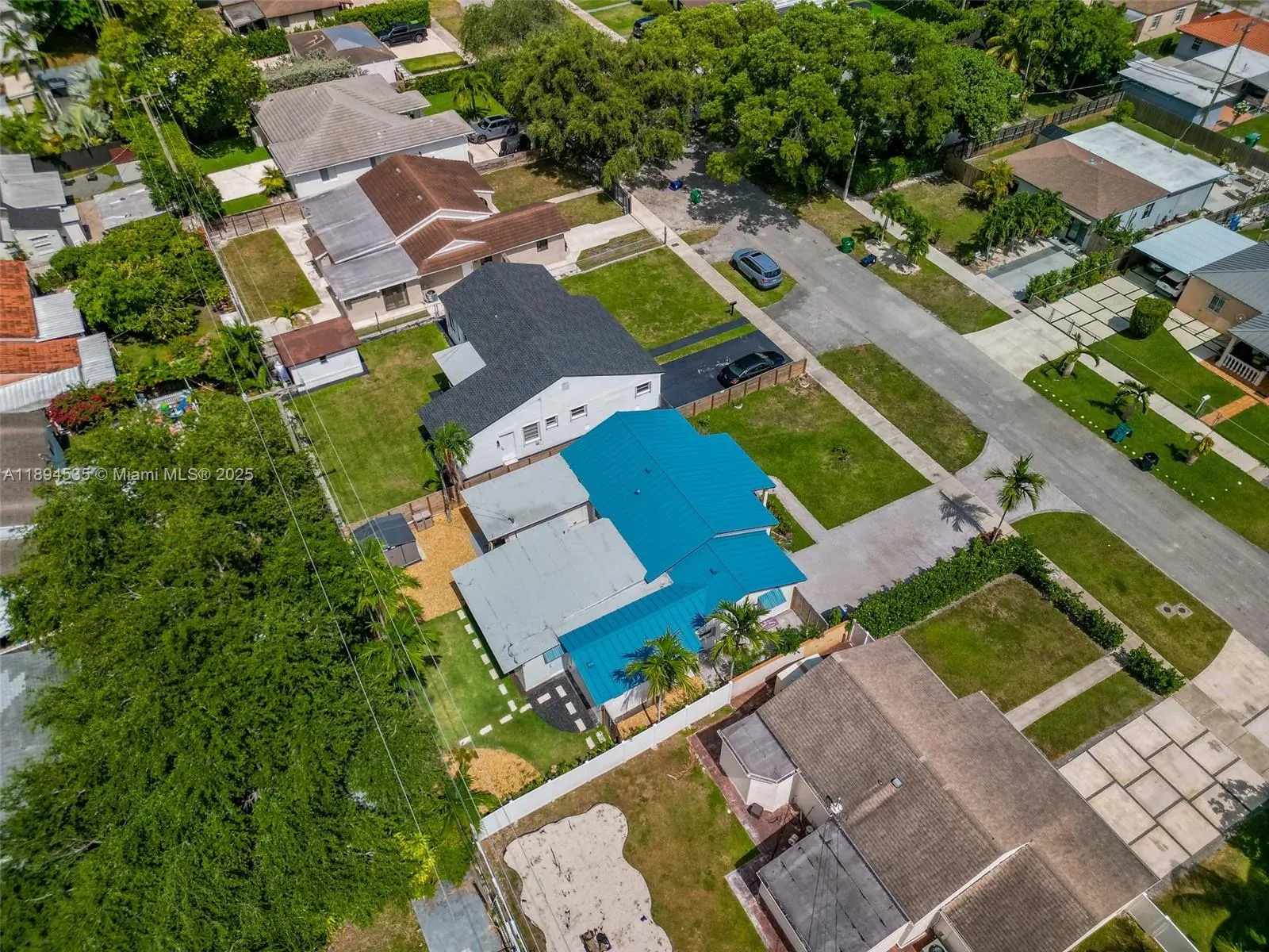 6381 SW 39th St, #-