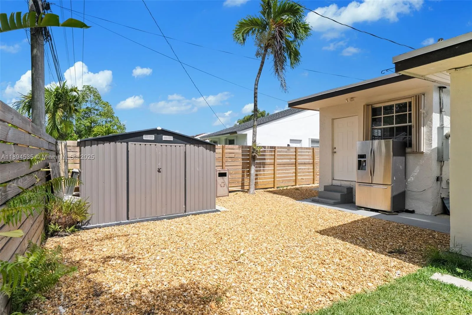 6381 SW 39th St, #-