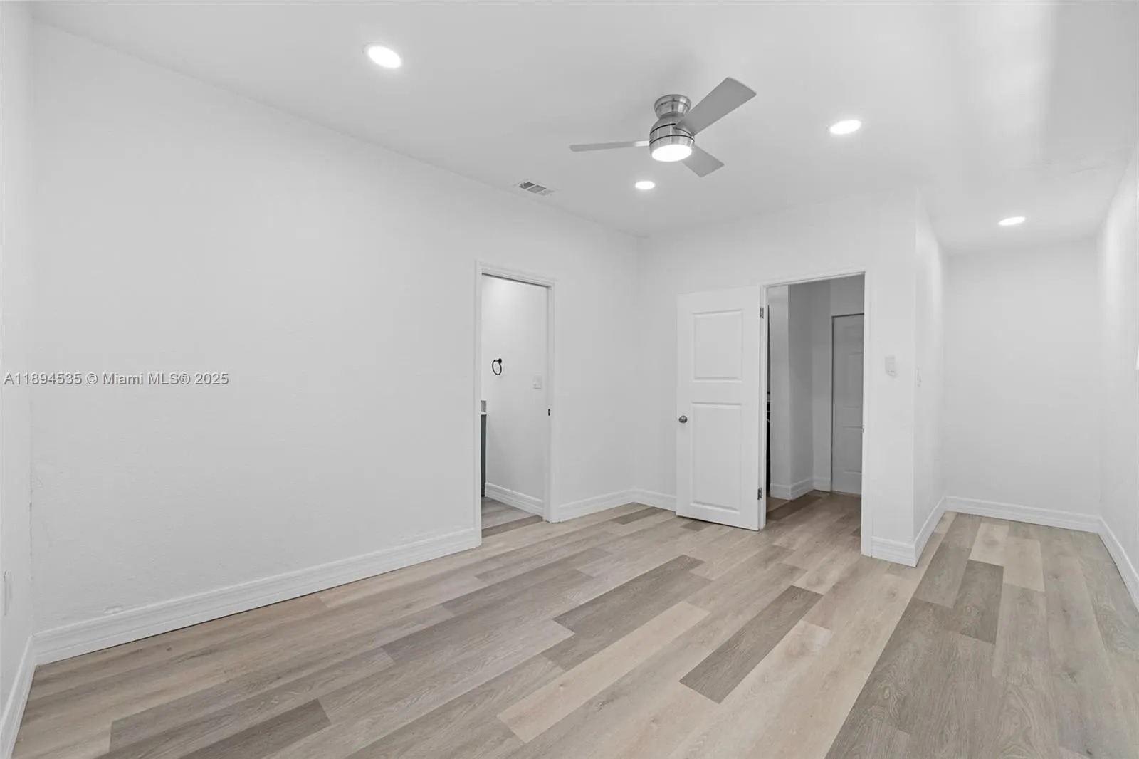 6381 SW 39th St, #-