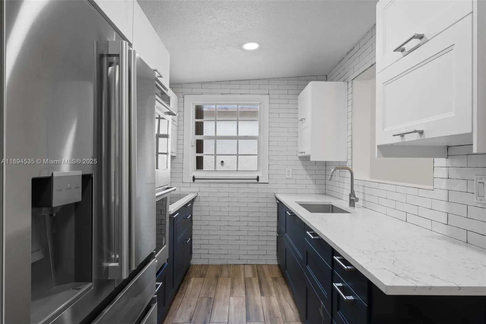 6381 SW 39th St, #-