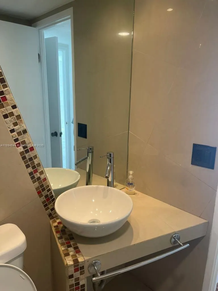 1351 NE Miami Gardens Dr, #622E