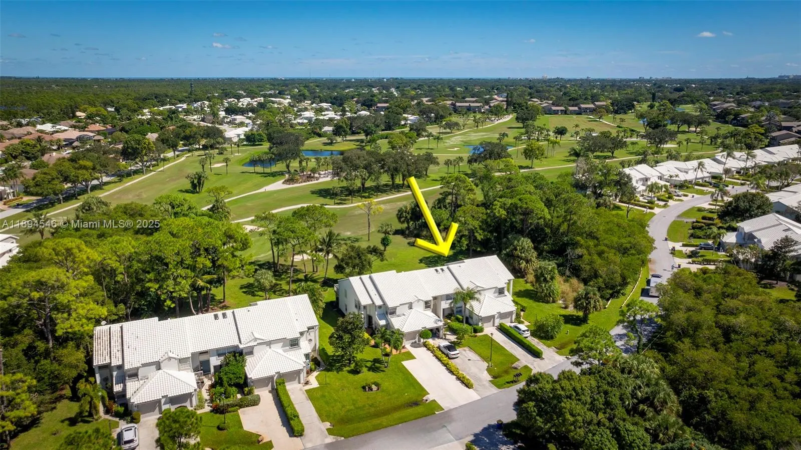 8853 SE Riverfront Ter