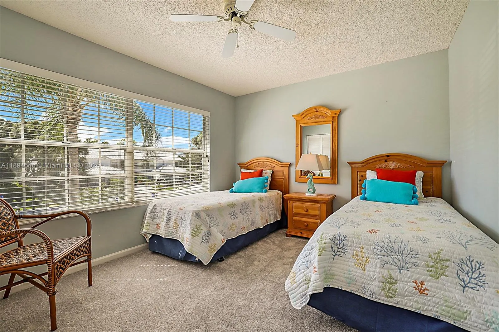 8853 SE Riverfront Ter
