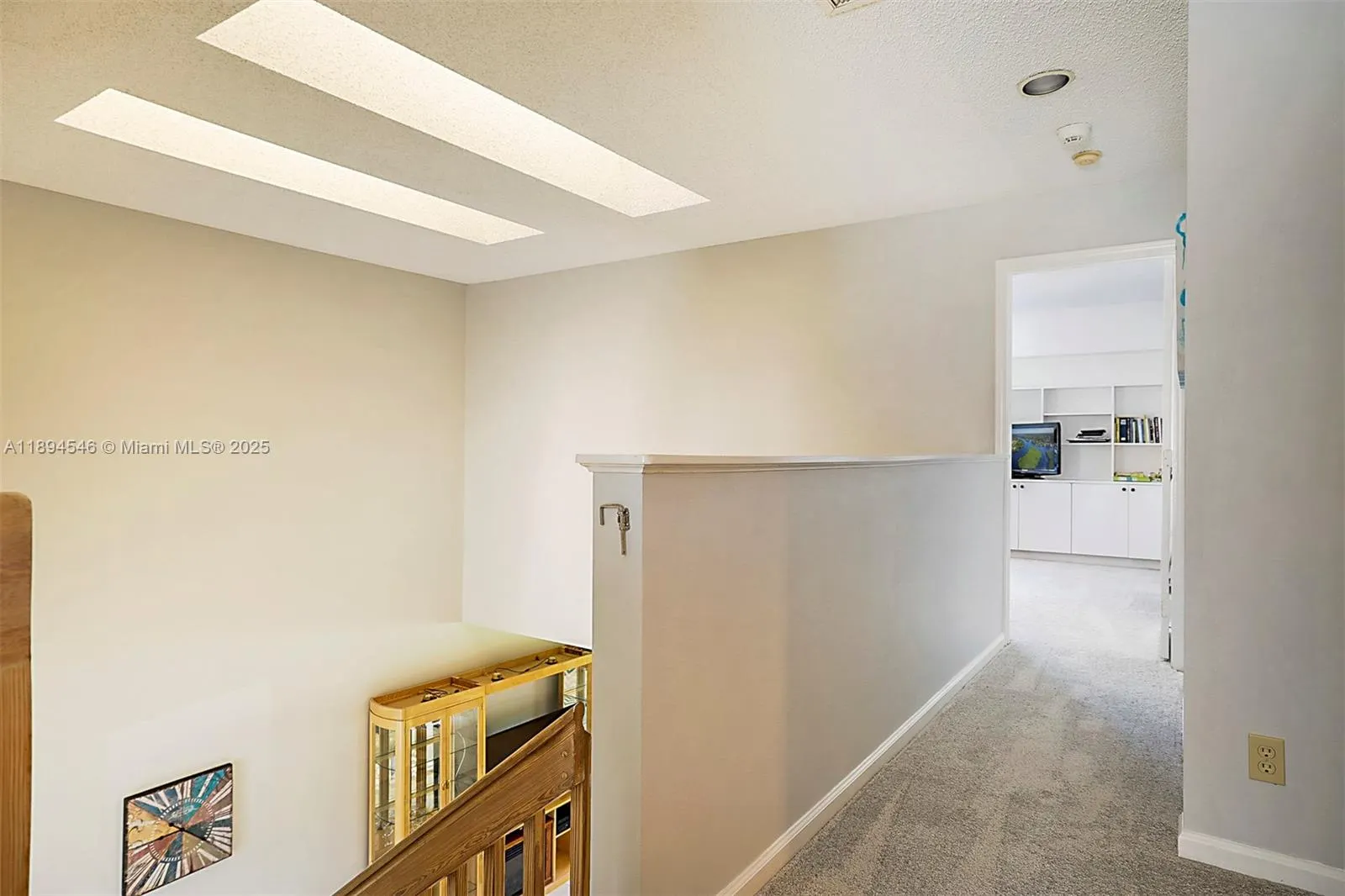 8853 SE Riverfront Ter