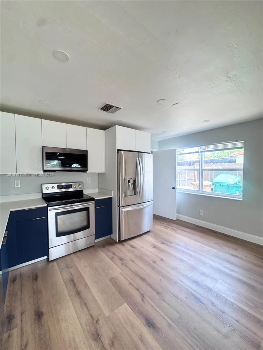 3731 SW 58th Ter