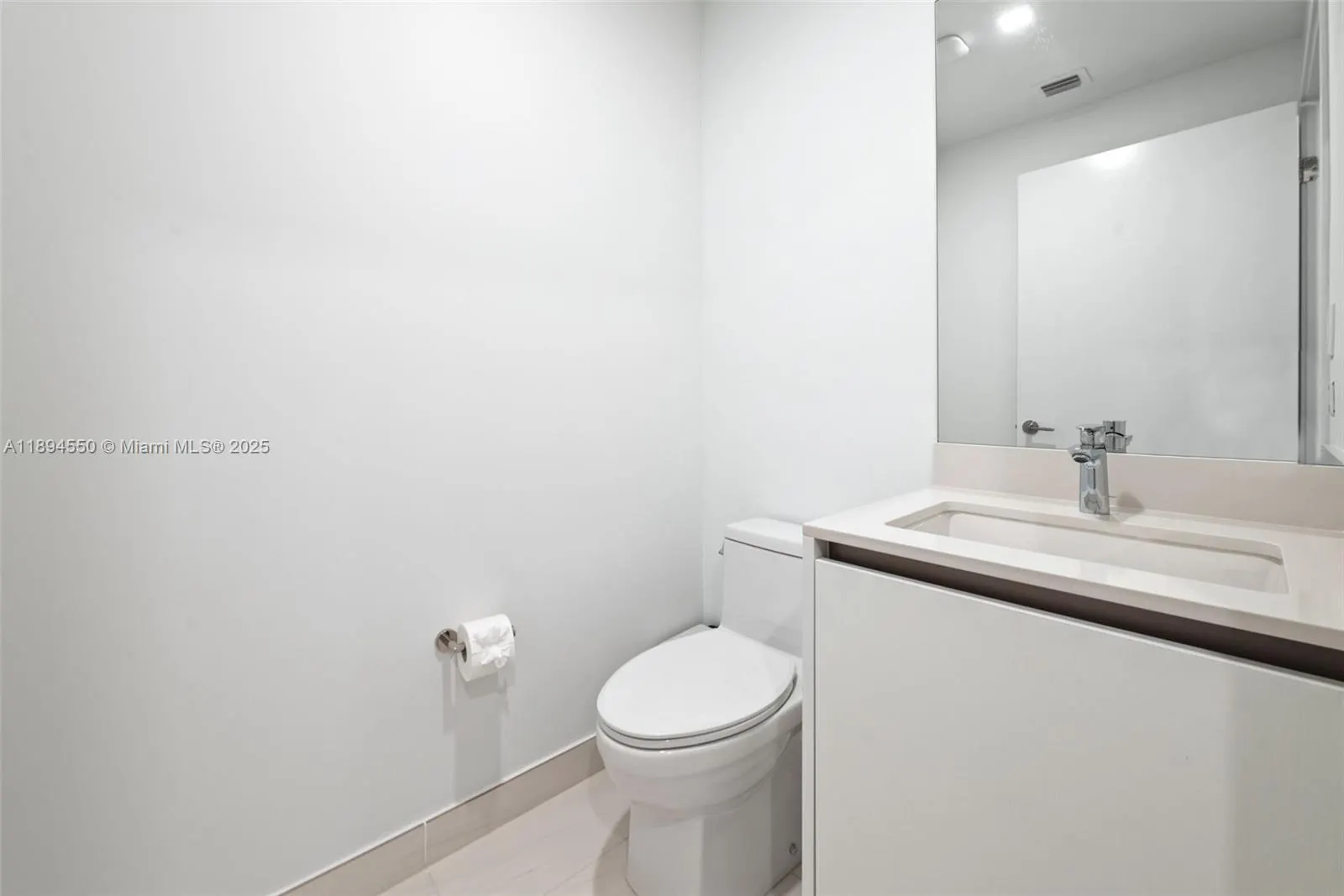 900 N Ocean Blvd, #1203