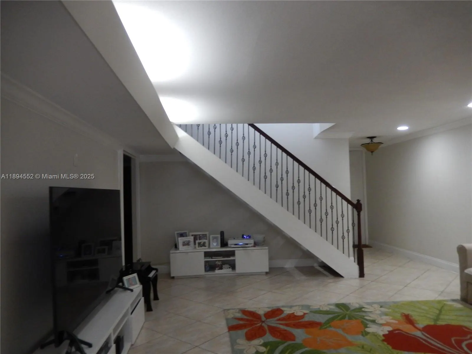 16000 Kilmarnock Dr